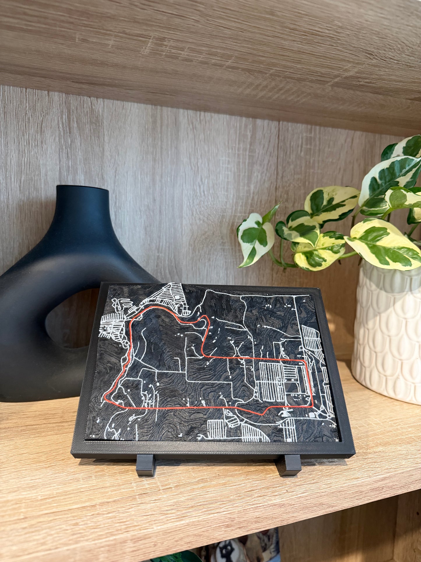 V8 Supercars Inspired Circuit Terrain Maps - 3D Printed Track Displays with Stand